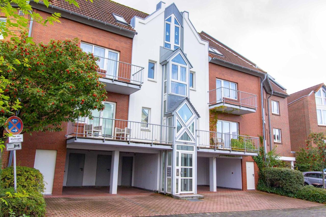Marina 94-Rechts Cuxhaven Exterior foto